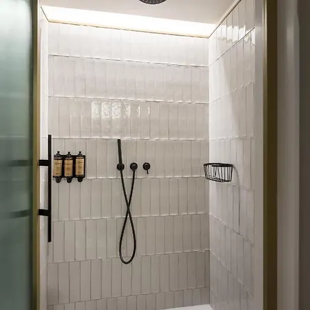 Be Mate Paseo De Gracia Apartmanhotel Barcelona