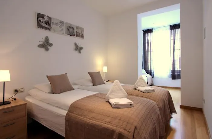Be Mate Paseo De Gracia 4* Barcelona