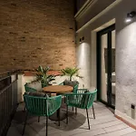 Be Mate Paseo De Gracia アパートホテル 4*